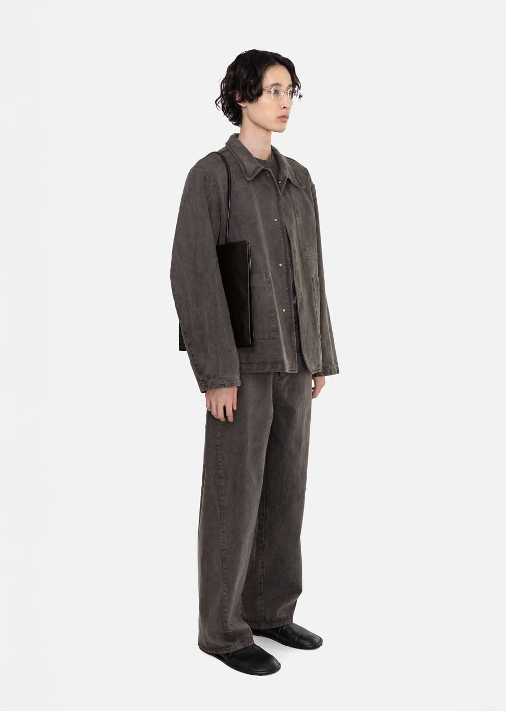 Amomento - Men's Garments Dyed Curved Seam Denim (Brown) product image 3 | TRAB K-Fashion Australia