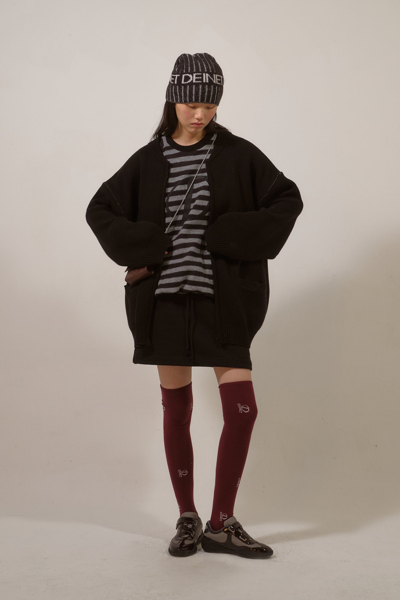 Deinet - D Jacquard Long Knit Zip-Up (Black) product image 4 | TRAB K-Fashion Australia