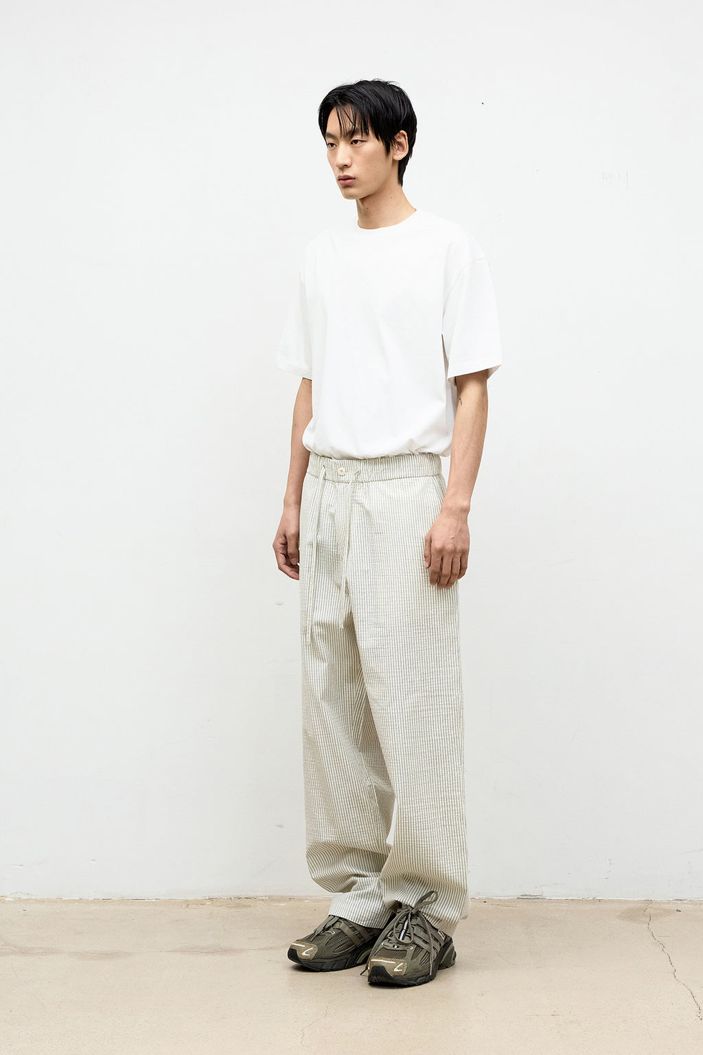 Coor - Cotton Airy T-Shirt (White) product image 3 | TRAB K-Fashion Australia
