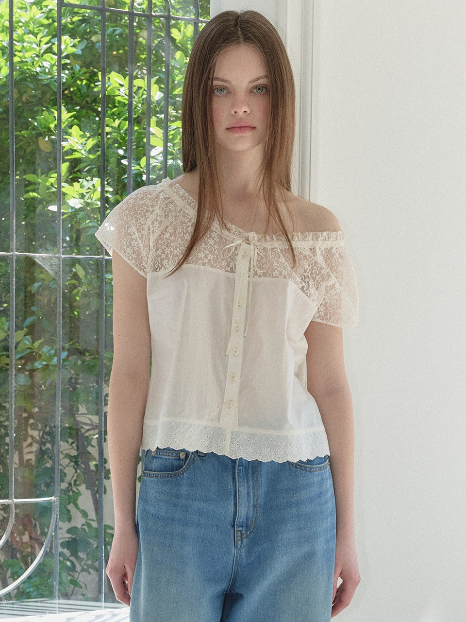 Margarin Fingers - Flower Lace Blouse (Cream) product image 1 | TRAB K-Fashion Australia