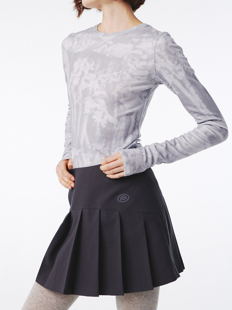 Kijun - Arc Tennis Mini Skirt (Charcoal) product image 2 | TRAB K-Fashion Australia