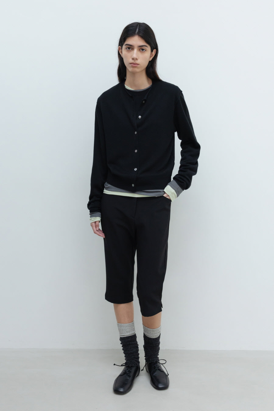 Insilence - Hand & Leg Warmer (Charcoal) product image 1 | TRAB K-Fashion Australia