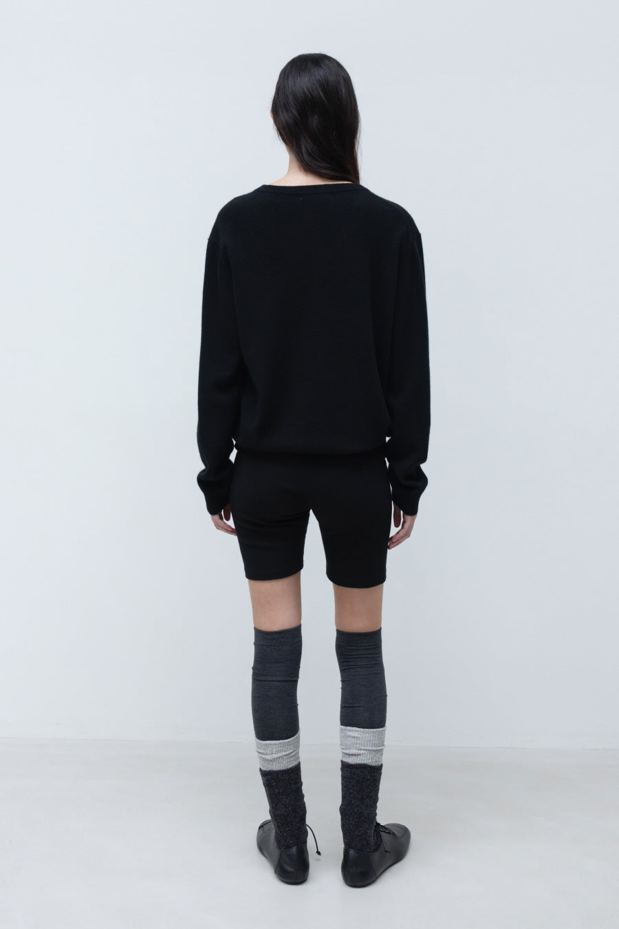 Insilence - Hand & Leg Warmer (Charcoal) product image 2 | TRAB K-Fashion Australia