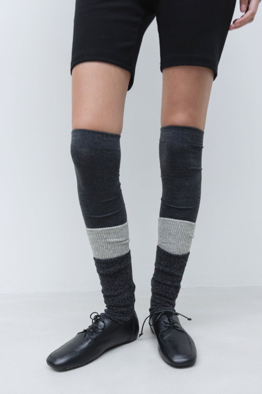 Insilence - Hand & Leg Warmer (Charcoal) product image 3 | TRAB K-Fashion Australia