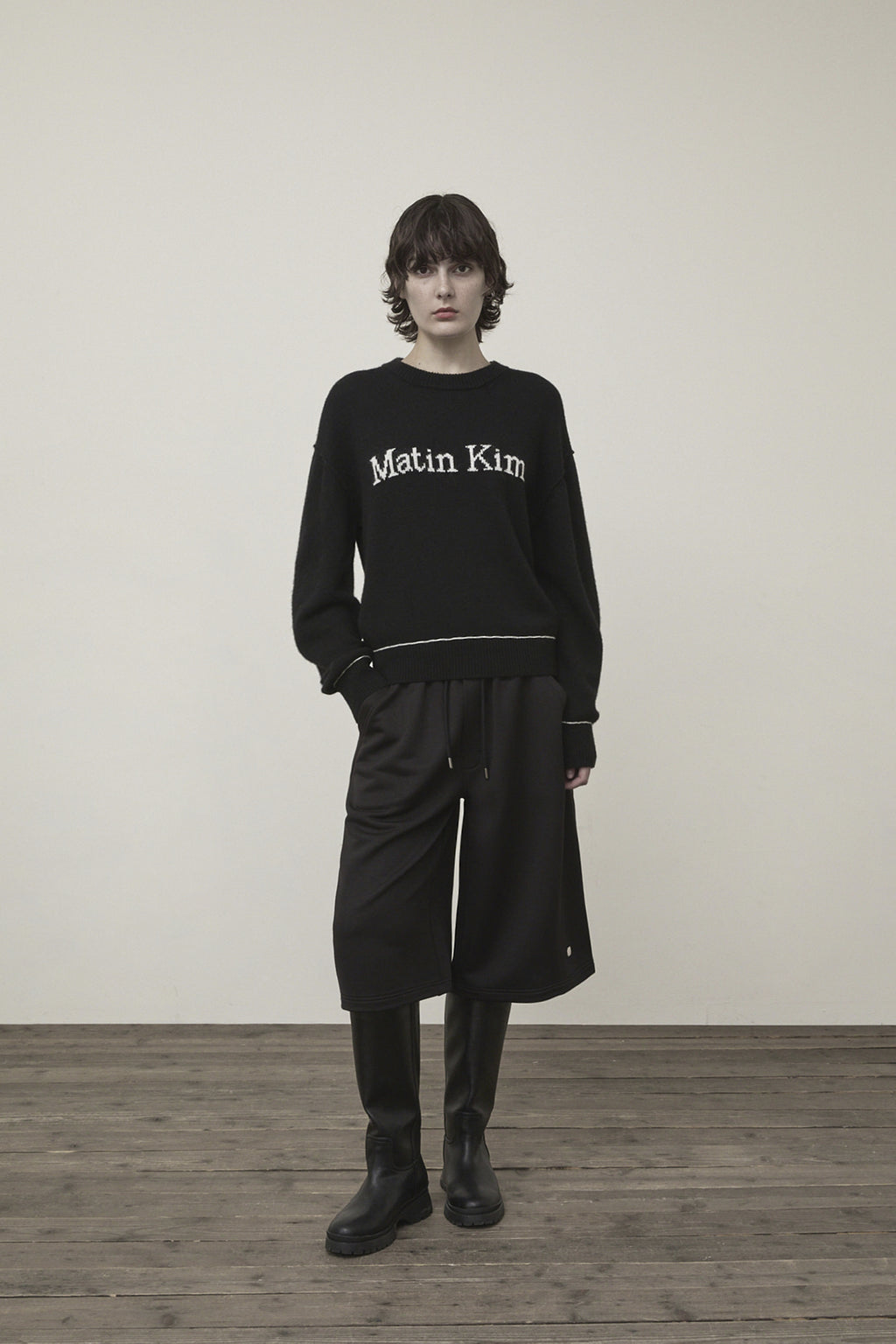 Matin Kim - Color Trim Line Logo Pullover (Black) product image 14 | TRAB K-Fashion Australia
