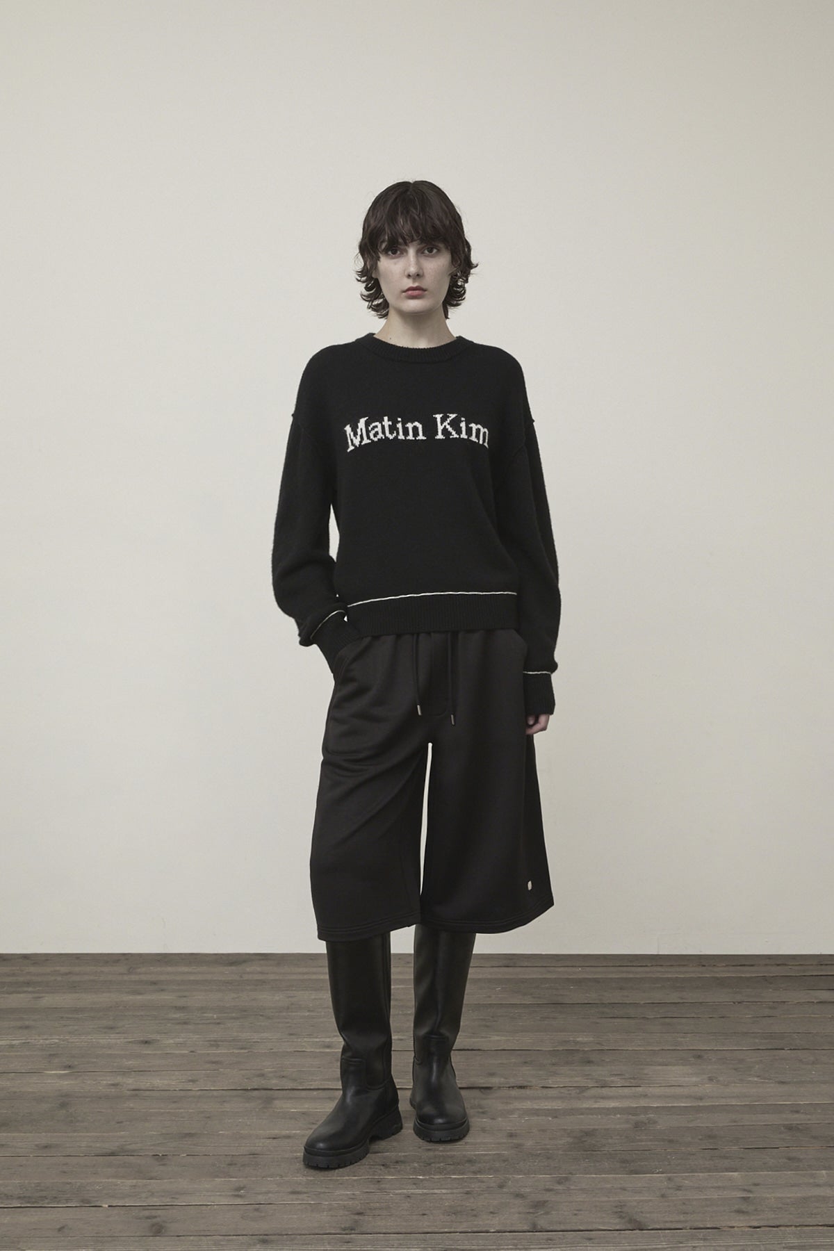 Matin Kim - Color Trim Line Logo Pullover (Black) product image 14 | TRAB K-Fashion Australia