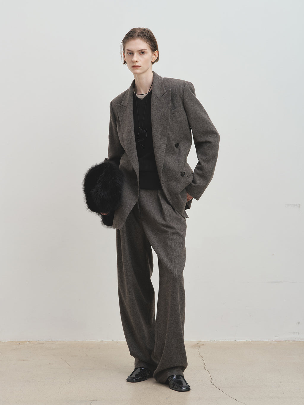 Tonywack - Relaxed Two-Pleated Wool Trousers (Grey) product image 2 | TRAB K-Fashion Australia