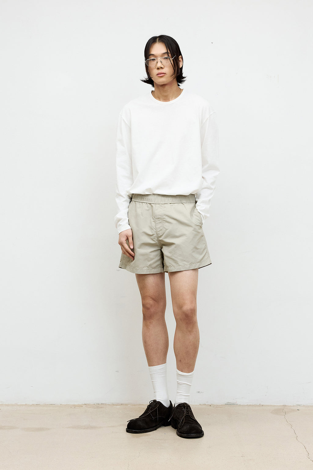 Coor - Lightweight Fingerhole Long Sleeve (White) product image 2 | TRAB K-Fashion Australia