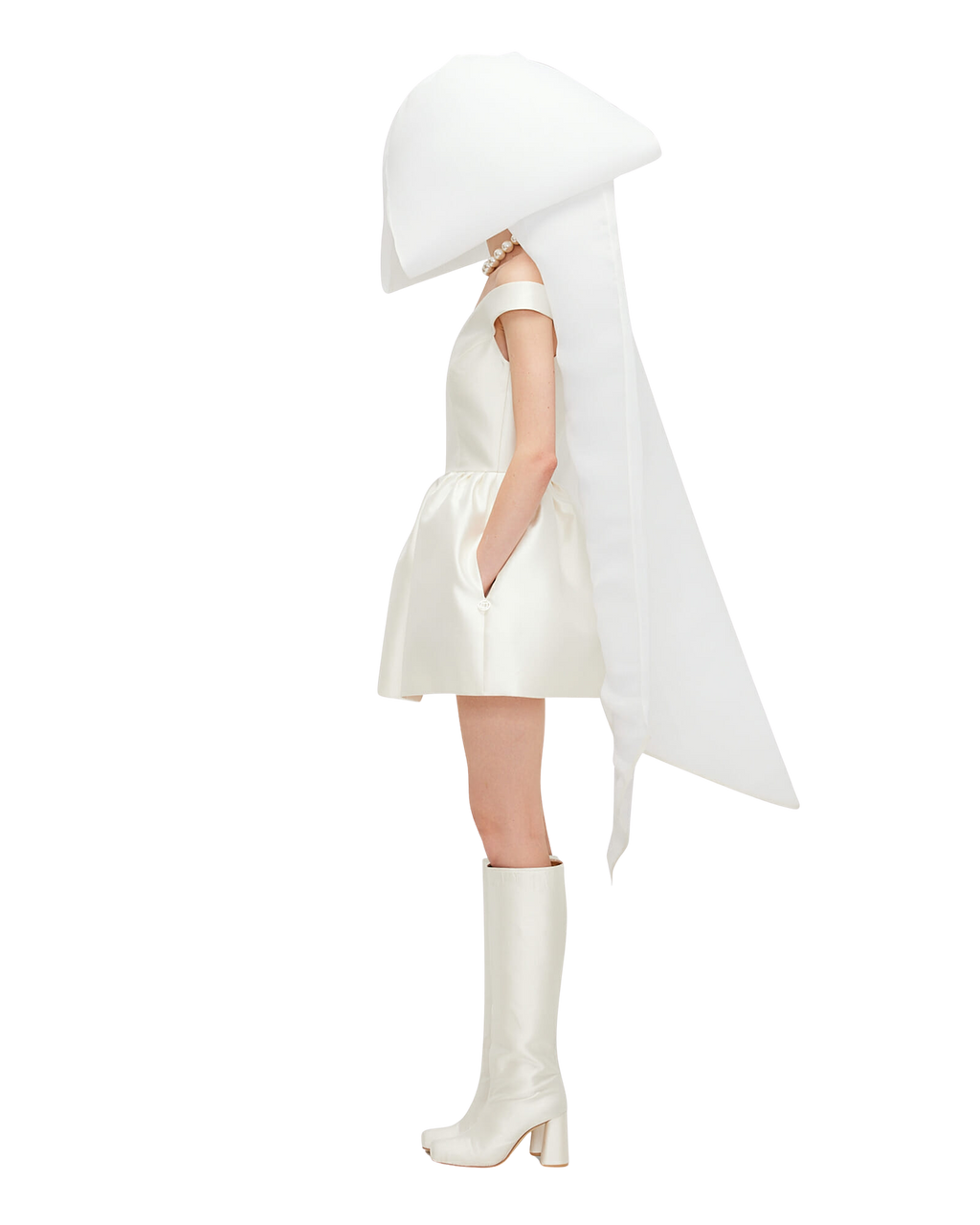 Kimhe Kim - Giant Ribbon Belt (White) product image 3 | TRAB K-Fashion Australia