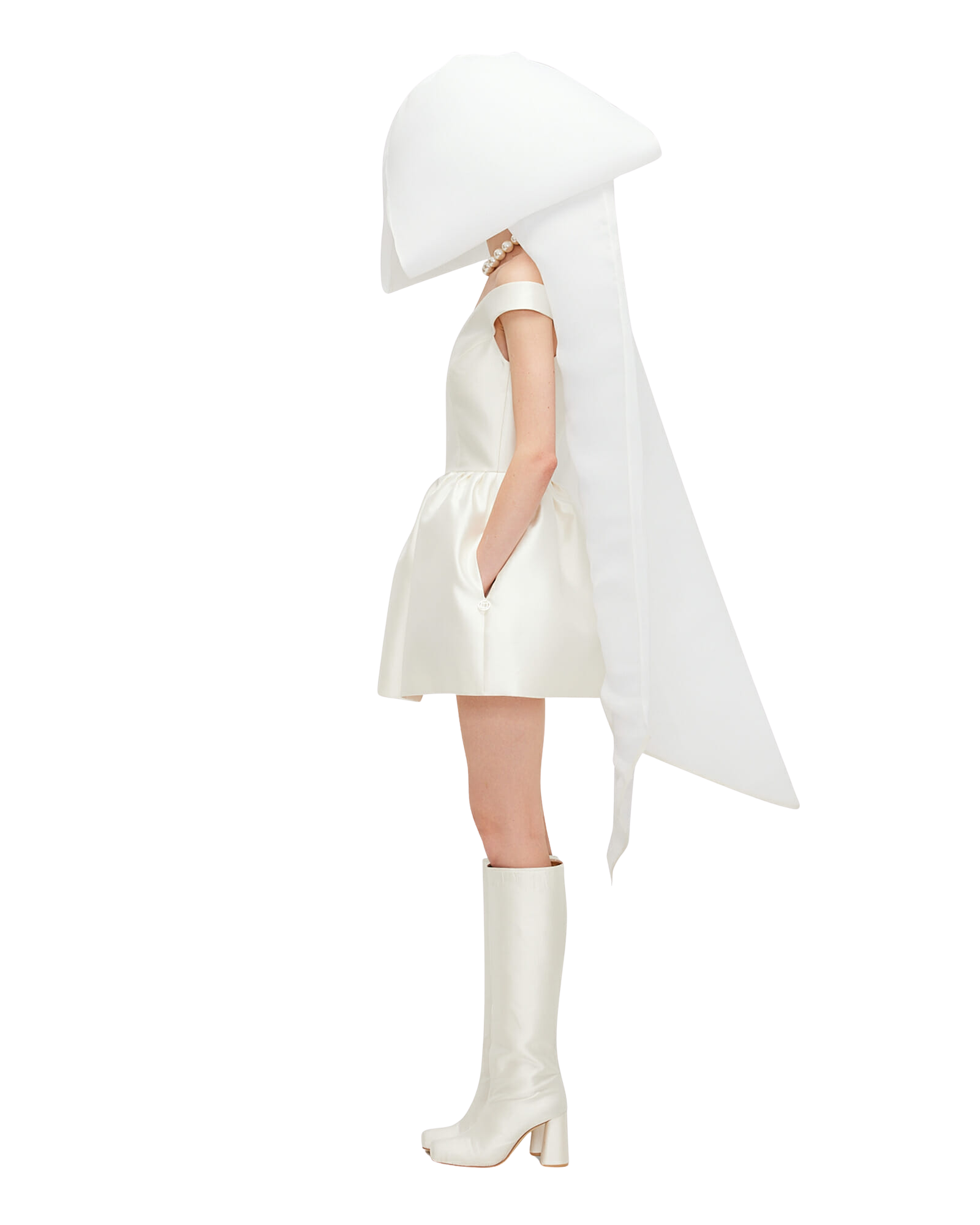 Kimhe Kim - Giant Ribbon Belt (White) product image 3 | TRAB K-Fashion Australia