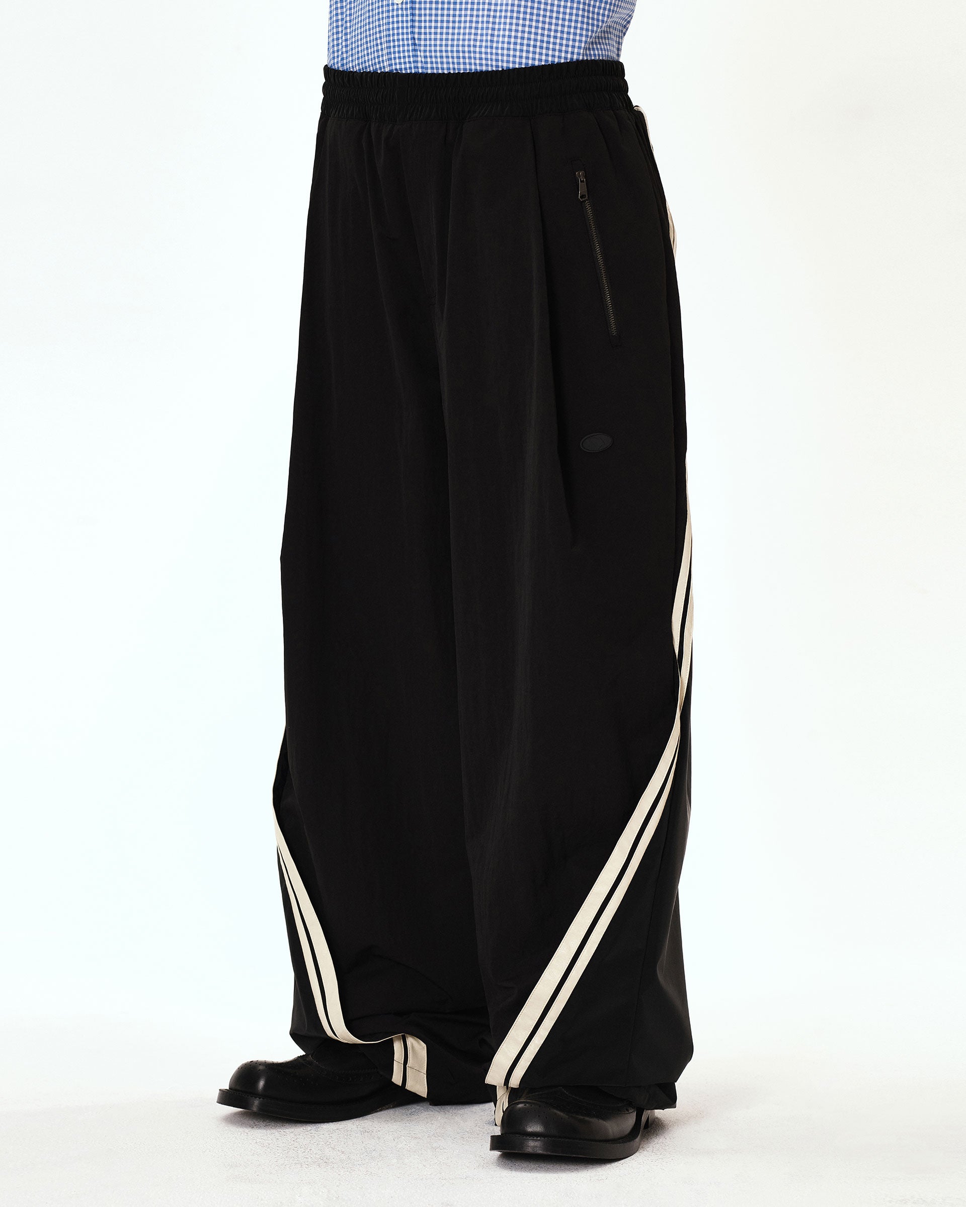 Ader Error - Bashar trousers (Noir) product image 4 | TRAB K-Fashion Australia