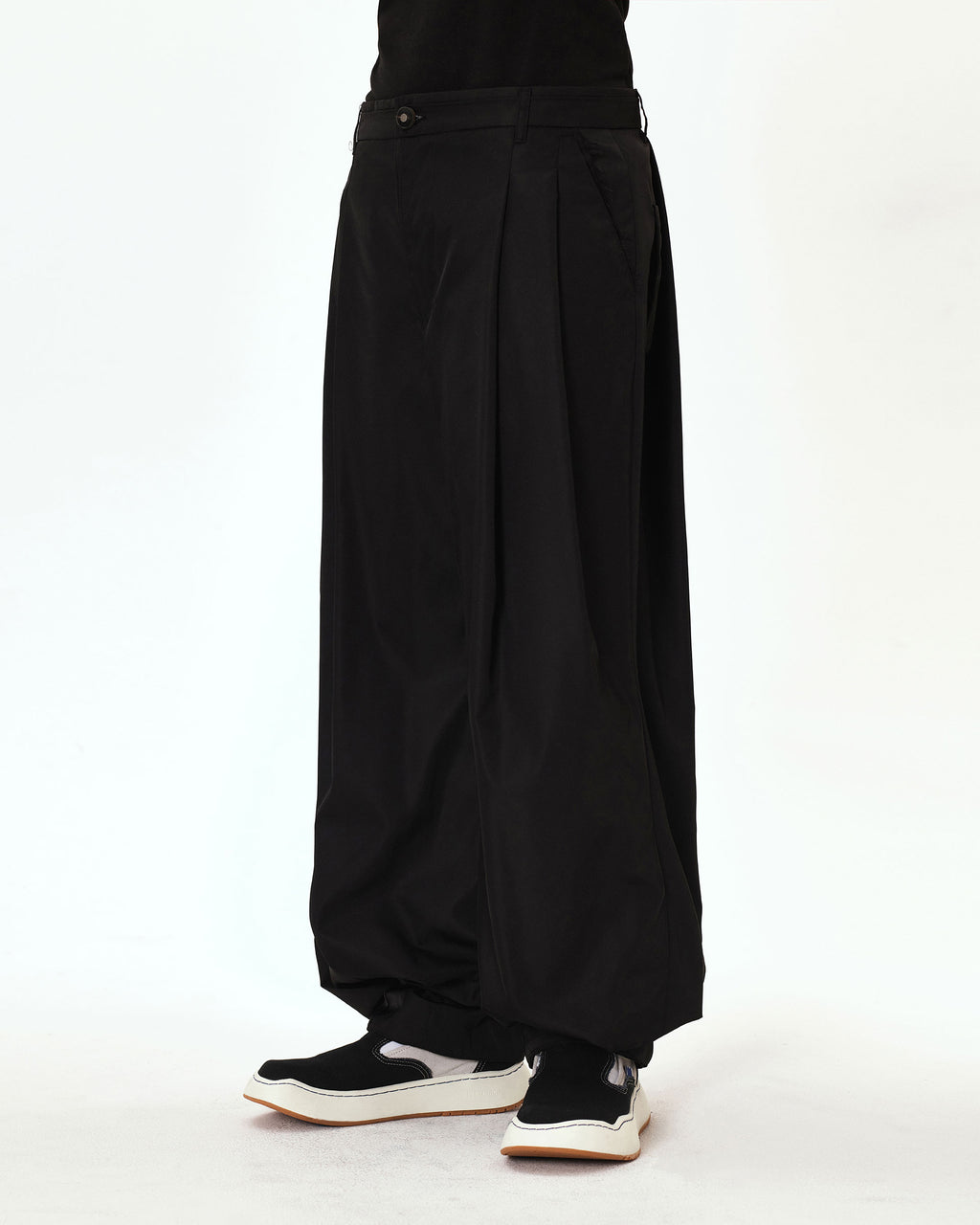 Ader Error - Tofea slacks (Noir) product image 5 | TRAB K-Fashion Australia
