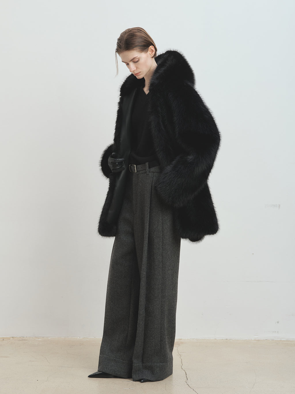 Tonywack - Faux Fur Hooded Half Coat (Black) product image 2 | TRAB K-Fashion Australia
