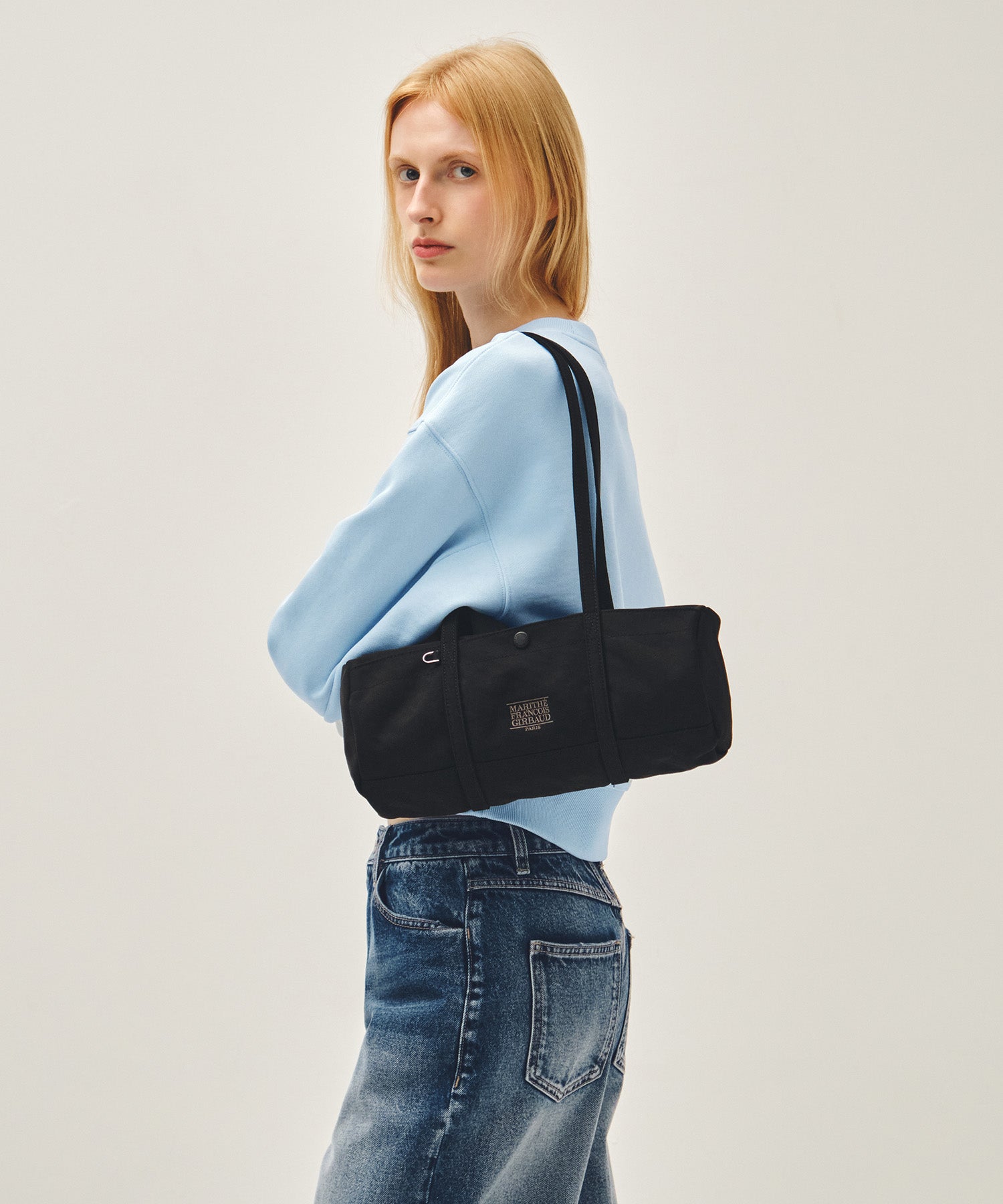 Marithe & Francois Girbaud - Classic Logo Casual Duffle Bag (Black) product image 5 | TRAB K-Fashion Australia