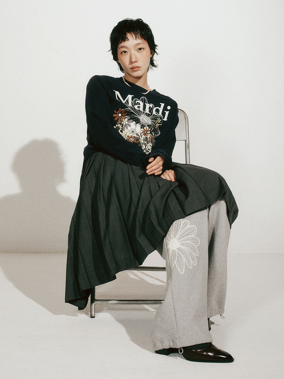 Mardi Mercredi - Jogger Pants Flower (Grey Ivory) product image 1 | TRAB K-Fashion Australia