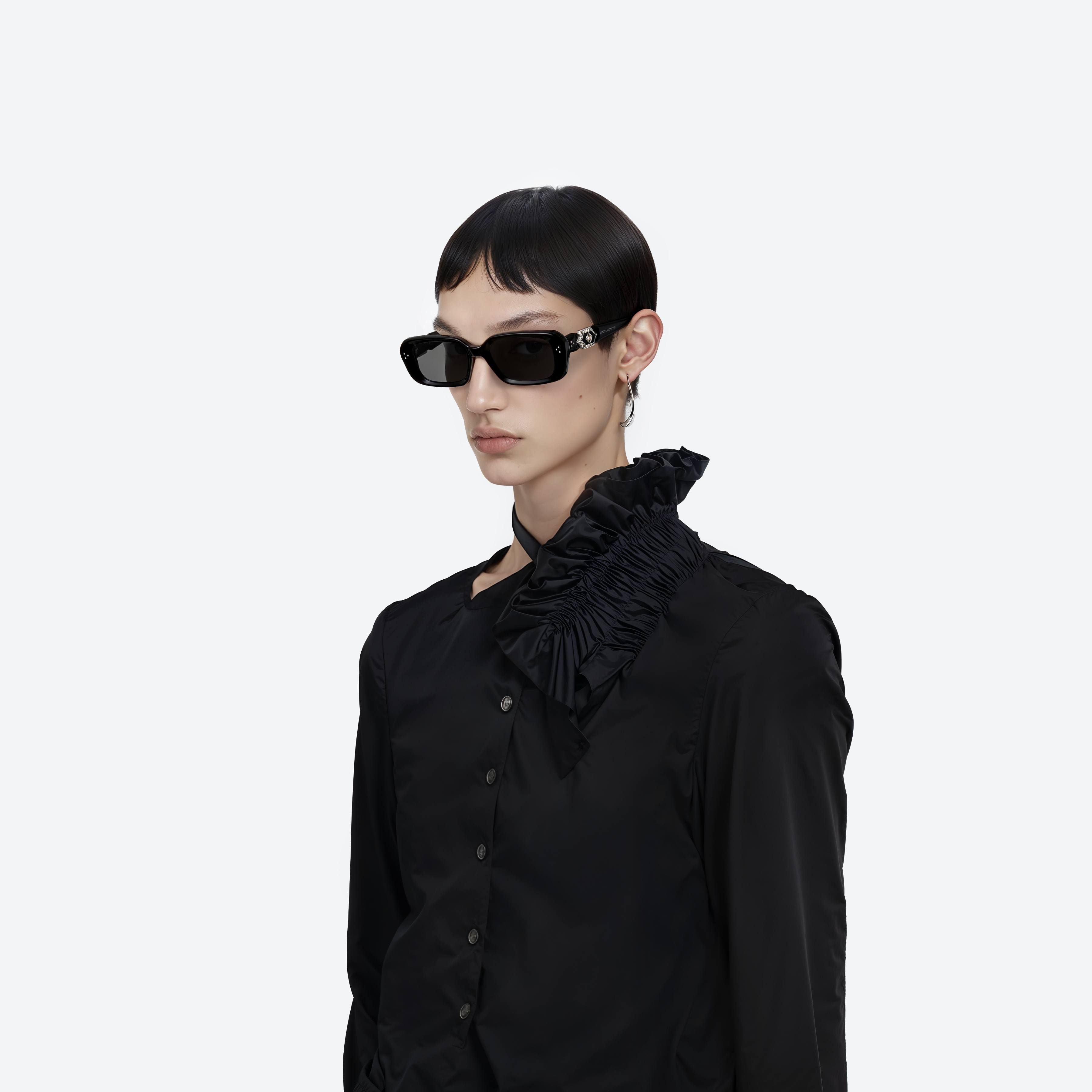 Gentle Monster - Phantom 01 product image 2 | TRAB K-Fashion Australia