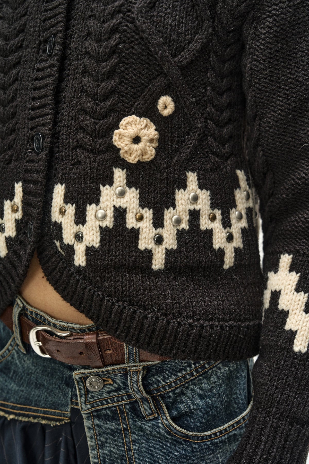 Andersson Bell - Fiori Camelia Cardigan (Black) product image 5 | TRAB K-Fashion Australia