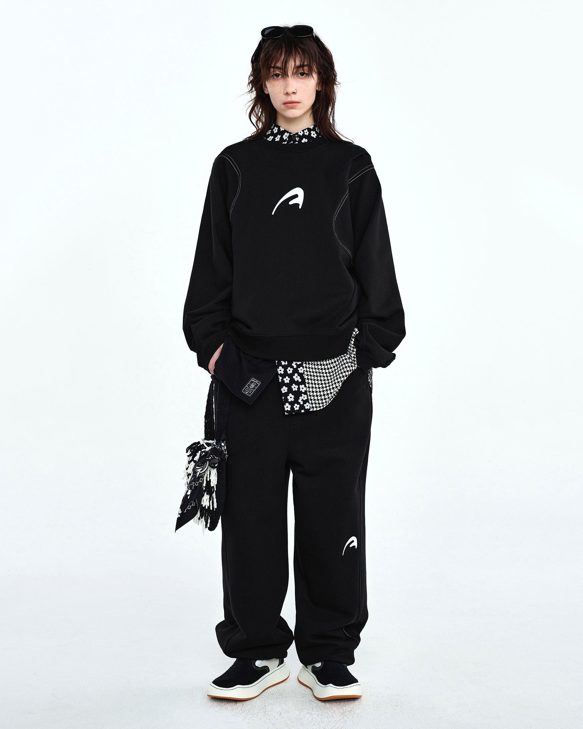 Ader Error - A-peec logo sweatshirt (Noir) product image 1 | TRAB K-Fashion Australia
