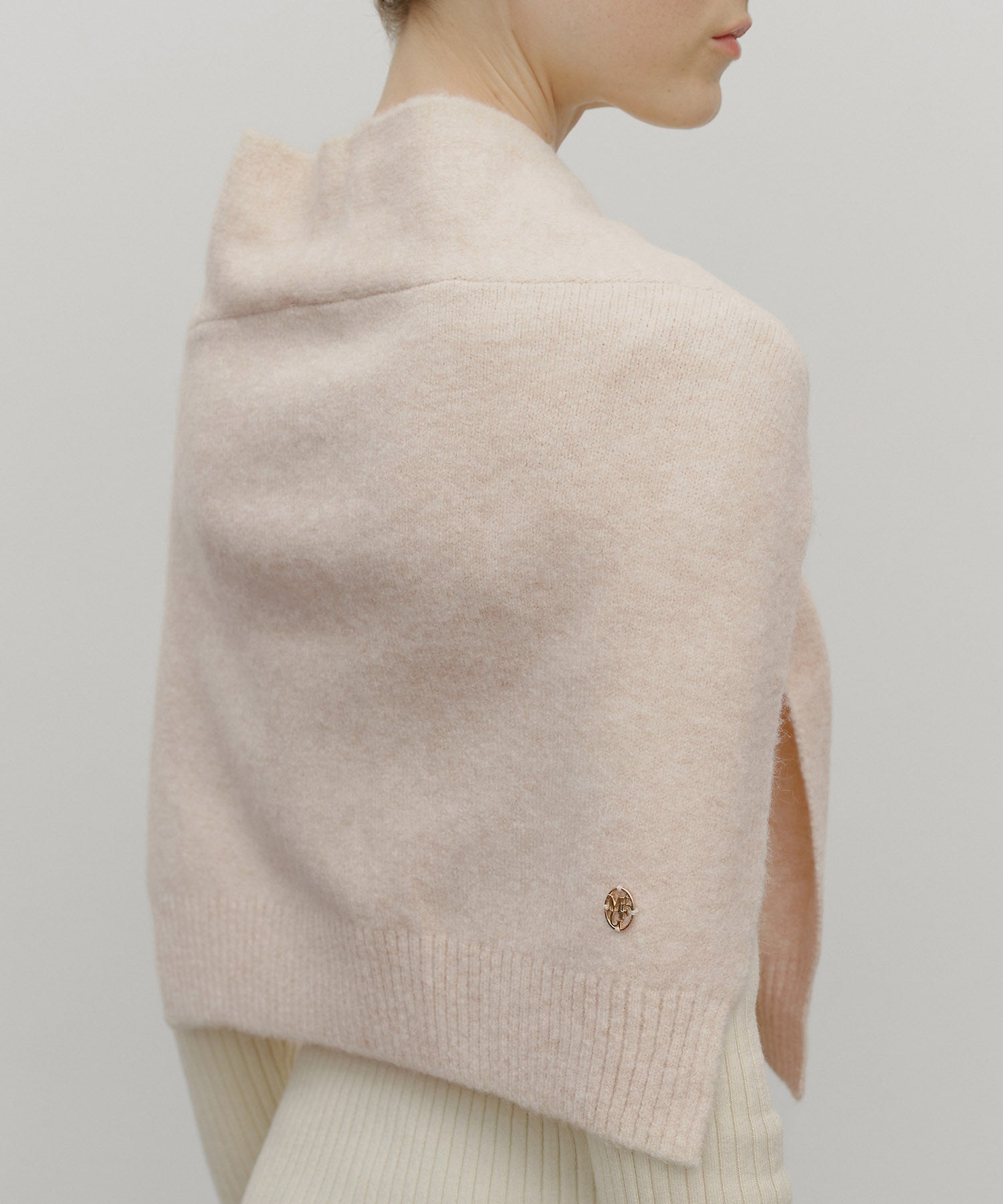 Marithe & Francois Girbaud - Circle Logo Shawl Muffler (Beige) product image 7 | TRAB K-Fashion Australia