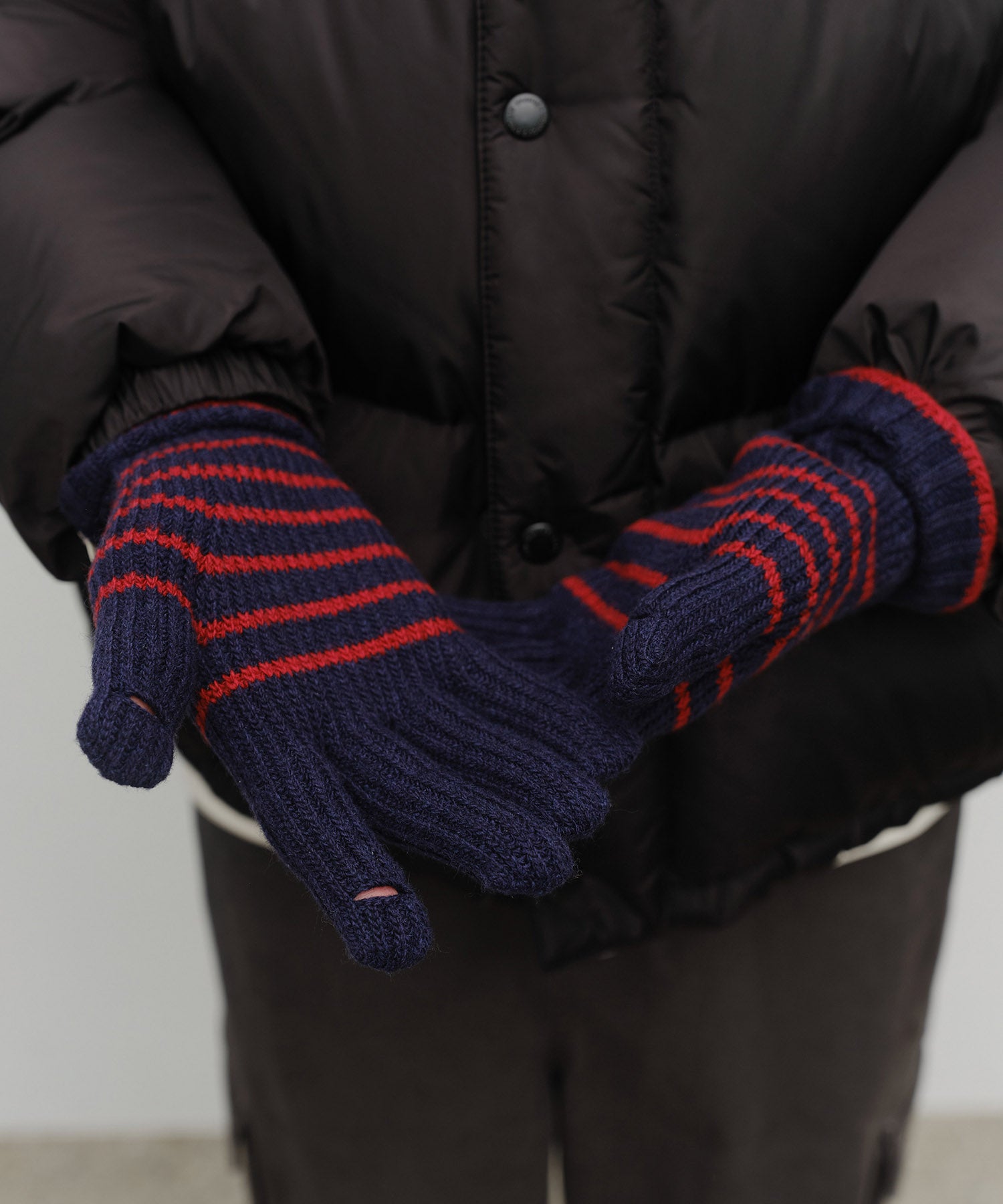Marithe & Francois Girbaud - Classic Logo Glove (Navy) product image 7 | TRAB K-Fashion Australia