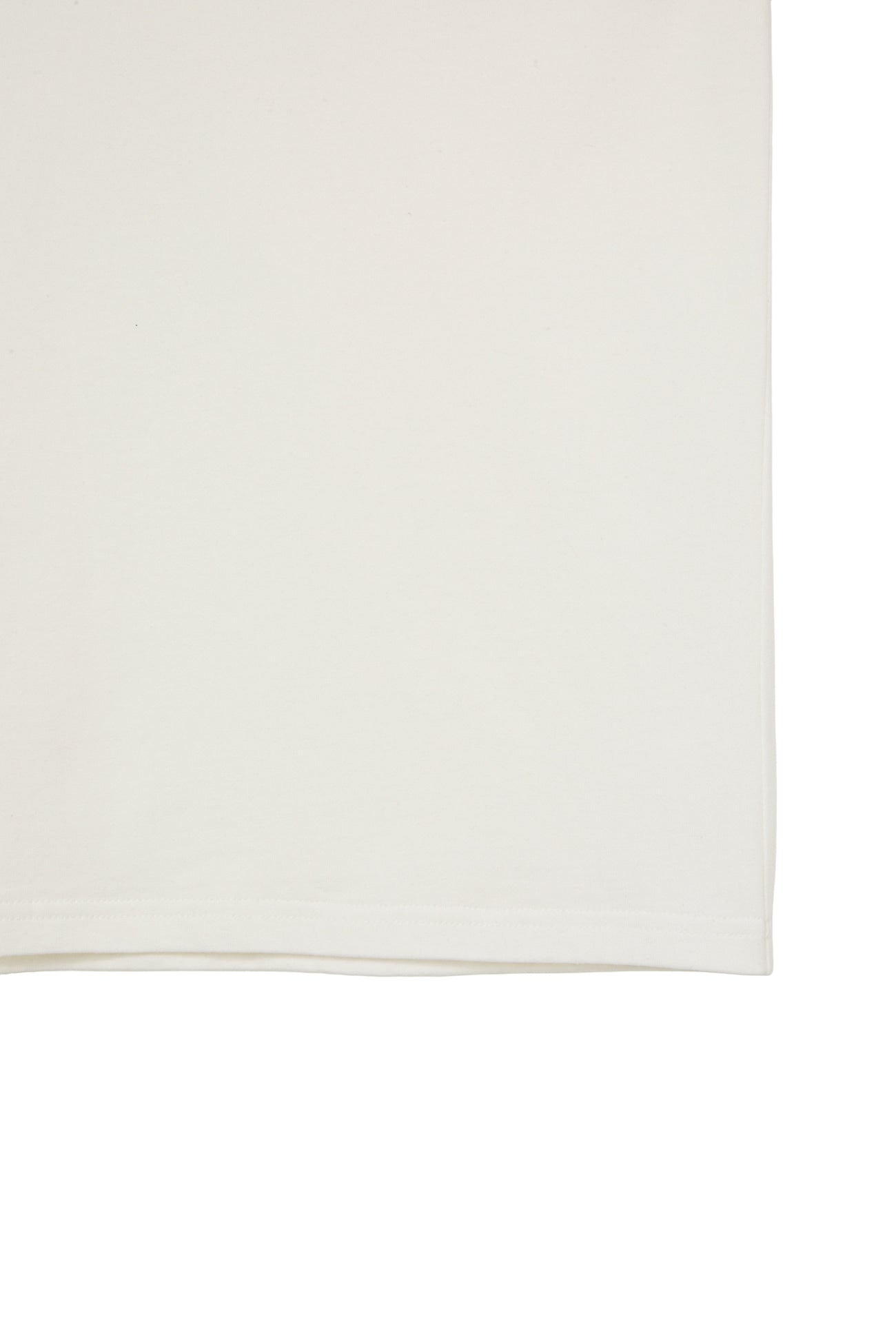 Deinet - Lettering T-Shirt (White) product image 5 | TRAB K-Fashion Australia