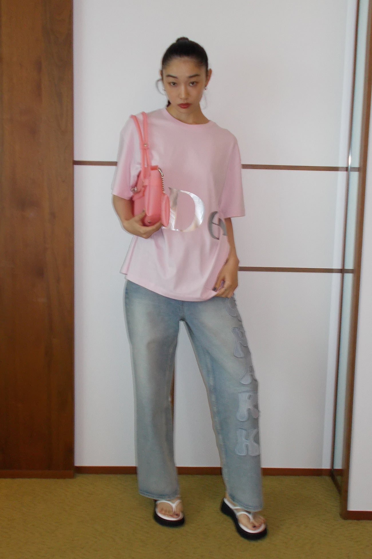 Deinet - Silver Logo T-Shirt (Light Pink) product image 7 | TRAB K-Fashion Australia