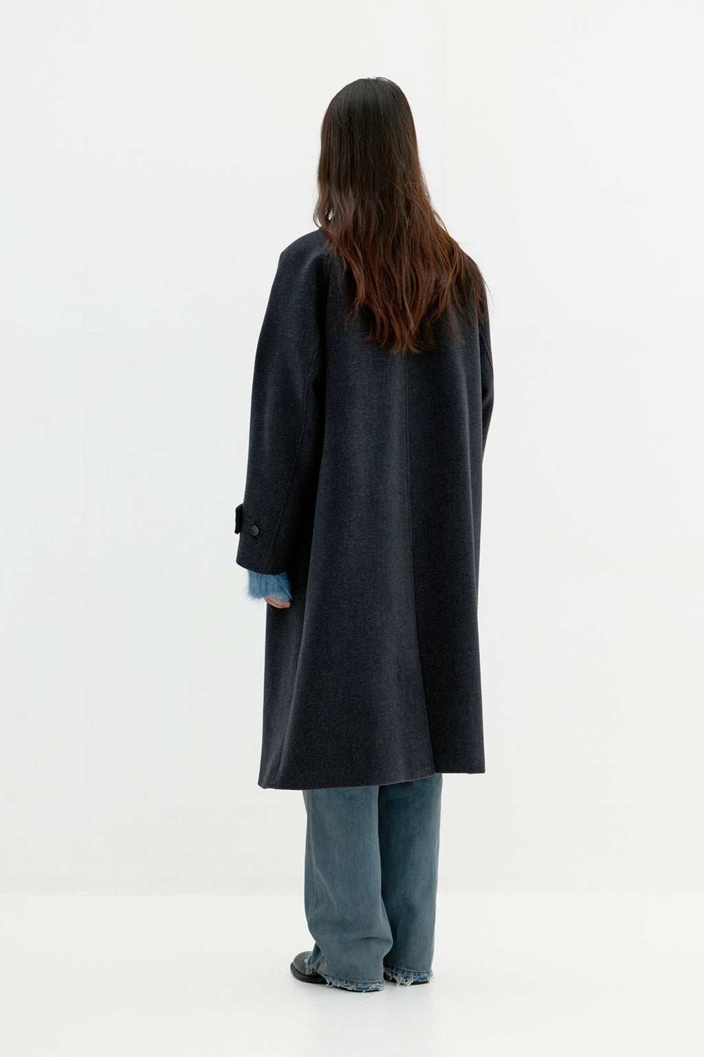 Coor - Belandi Cashmere-Blend Balmacaan Coat (Melange Charcoal) product image 5 | TRAB K-Fashion Australia