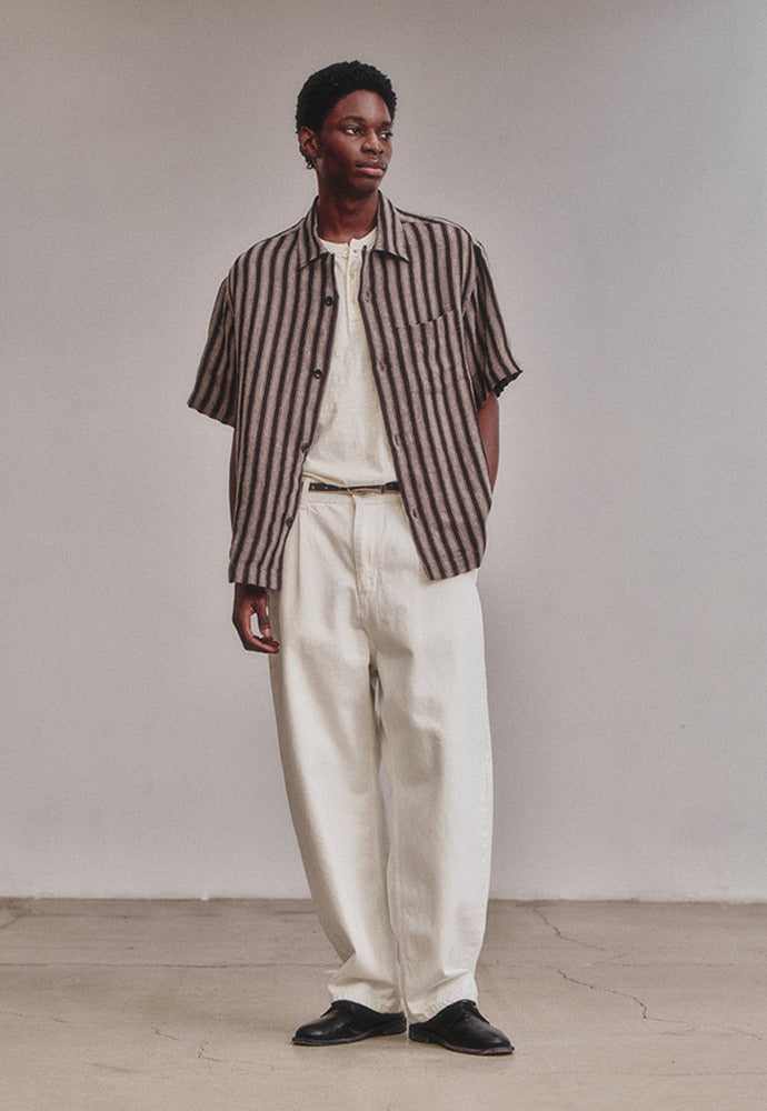 Art if acts - One Tuck Curve Denim Pants (Off White) product image 1 | TRAB K-Fashion Australia