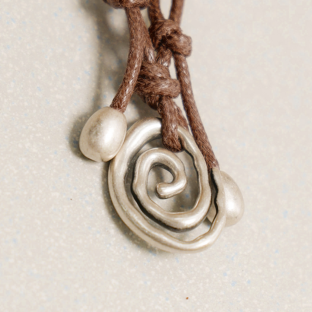 Towtow Archive - Minima Spiral Necklace (Silver) product image 6 | TRAB K-Fashion Australia