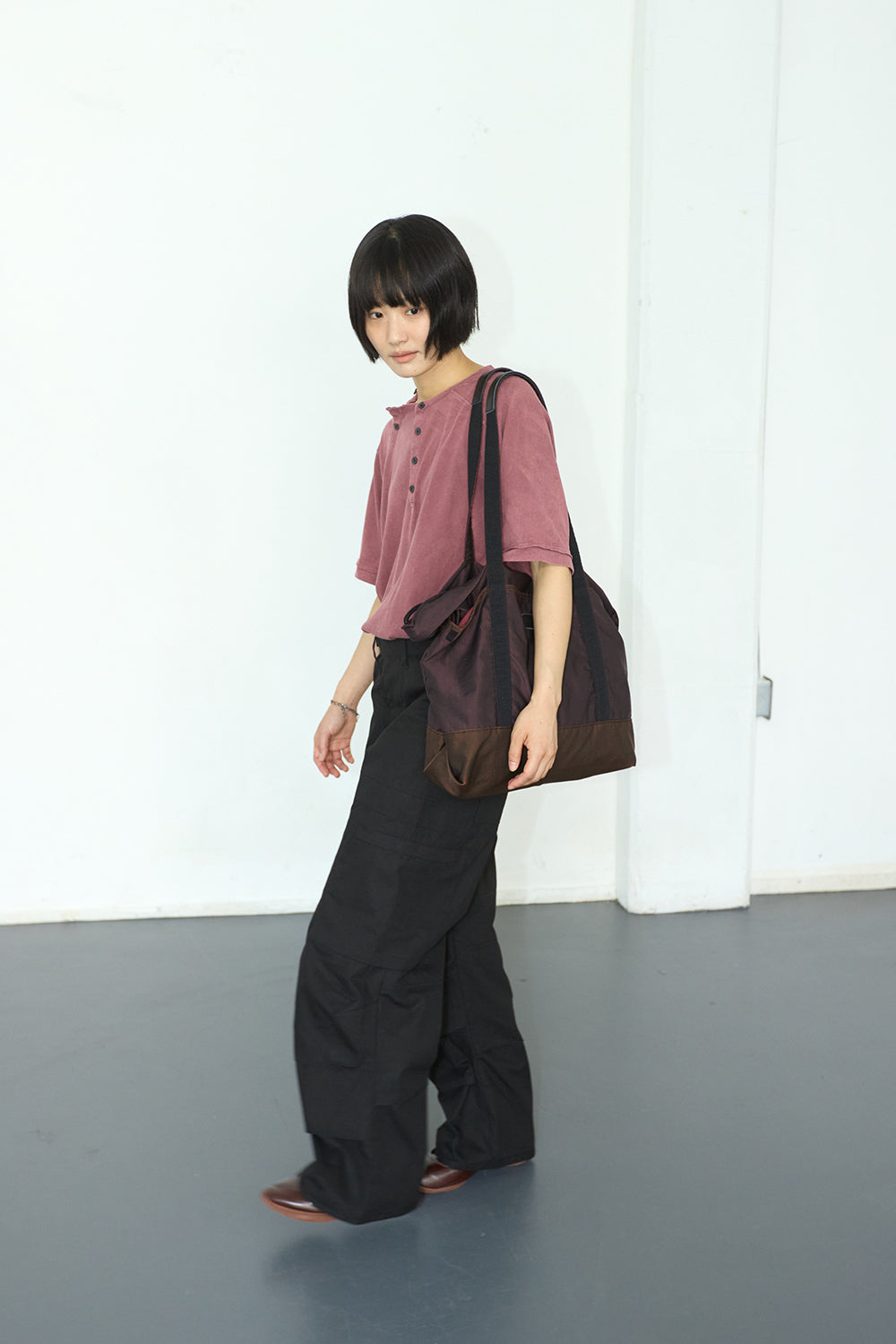 Hatchingroom - VTG Nylon Tote (Burgundy) product image 7 | TRAB K-Fashion Australia