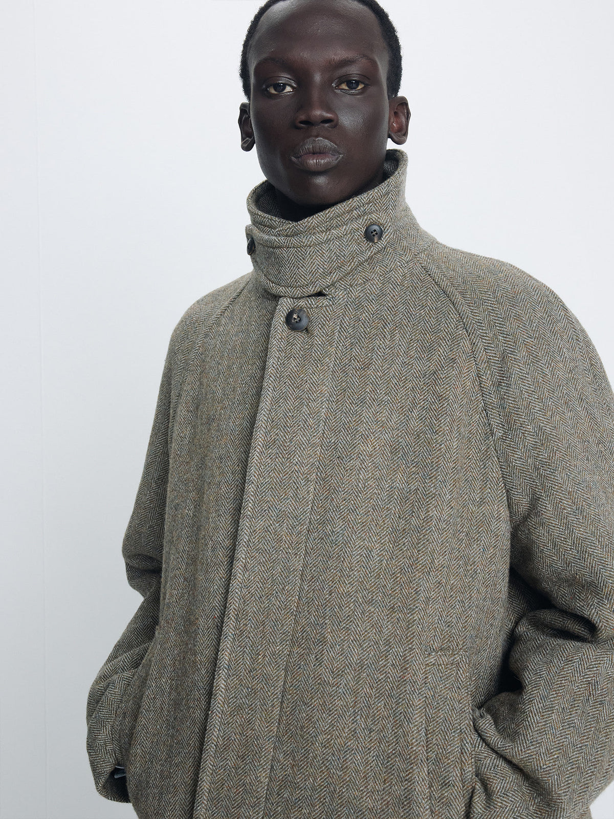 Tonywack - Herringbone Wool Raglan Overcoat (Patina Taupe) product image 7 | TRAB K-Fashion Australia