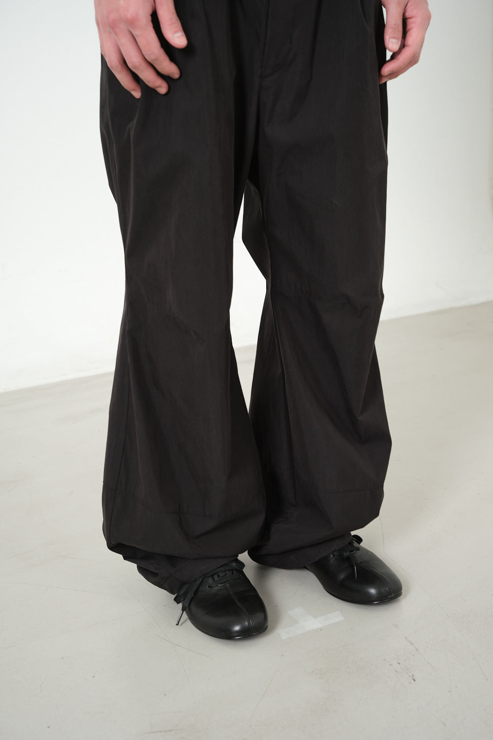 Hatchingroom - Volume Pants CN Ink (Black) product image 14 | TRAB K-Fashion Australia
