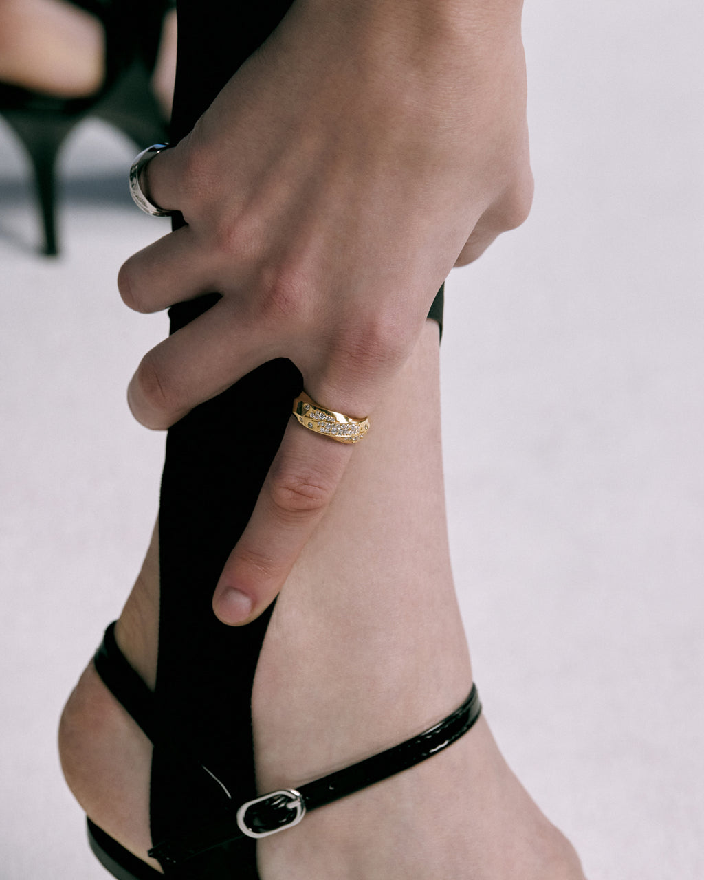 Numbering - Pave Sculpted Wave Ring #3416 product image 3 | TRAB K-Fashion Australia