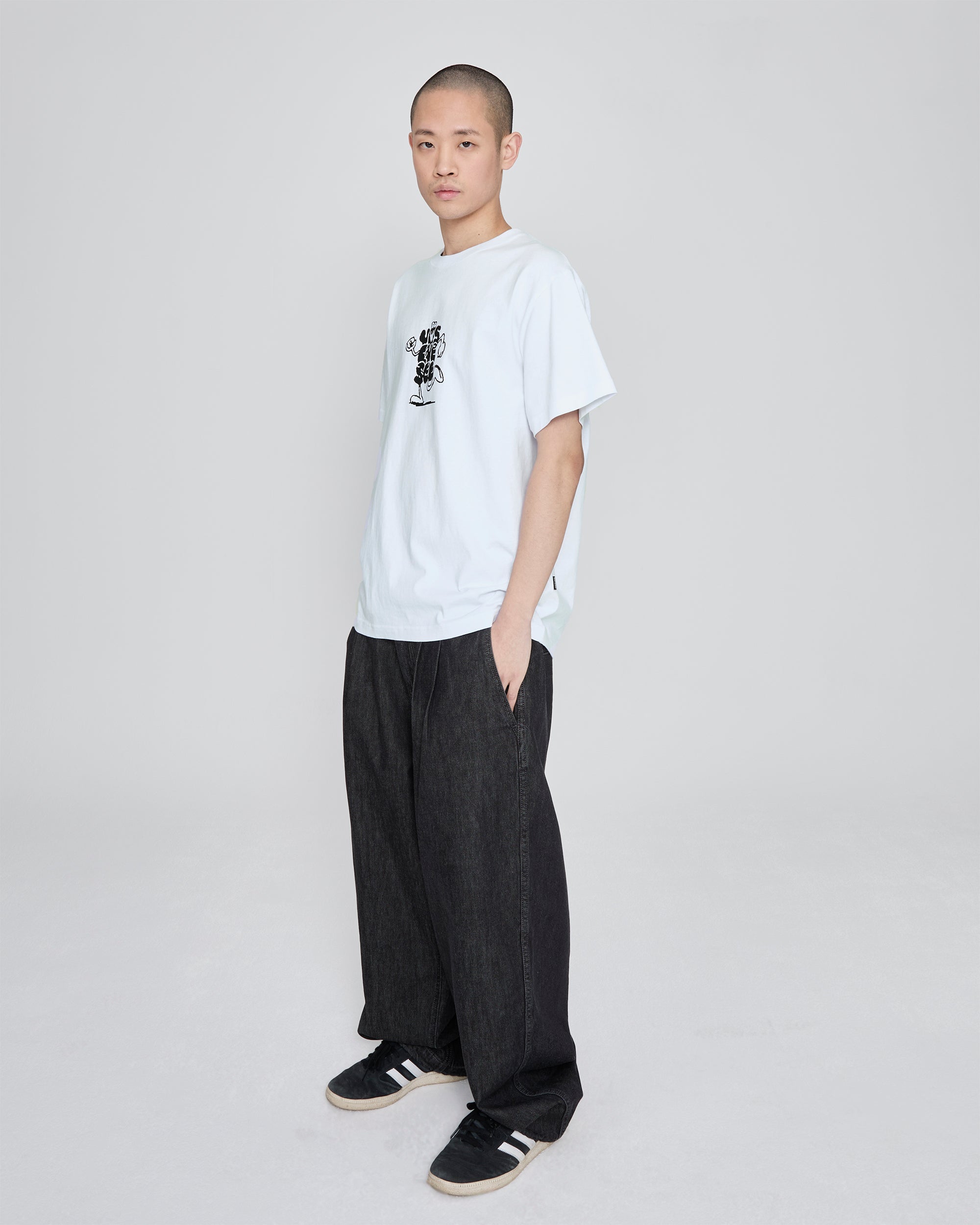 yeseyesee - Alive Logo Tee (White) product image 8 | TRAB K-Fashion Australia