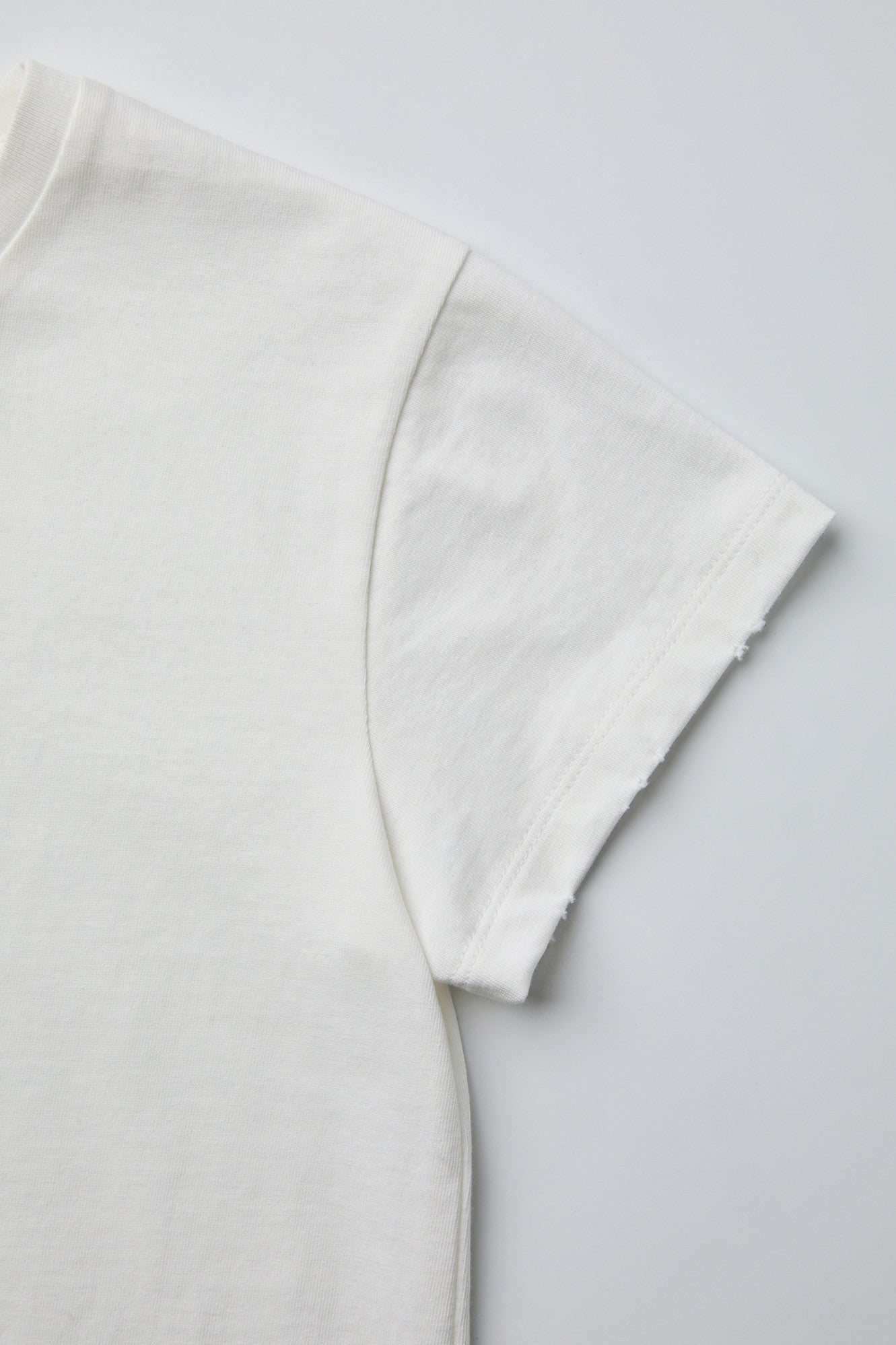 Coor - Damages Point T-Shirt (White) product image 5 | TRAB K-Fashion Australia