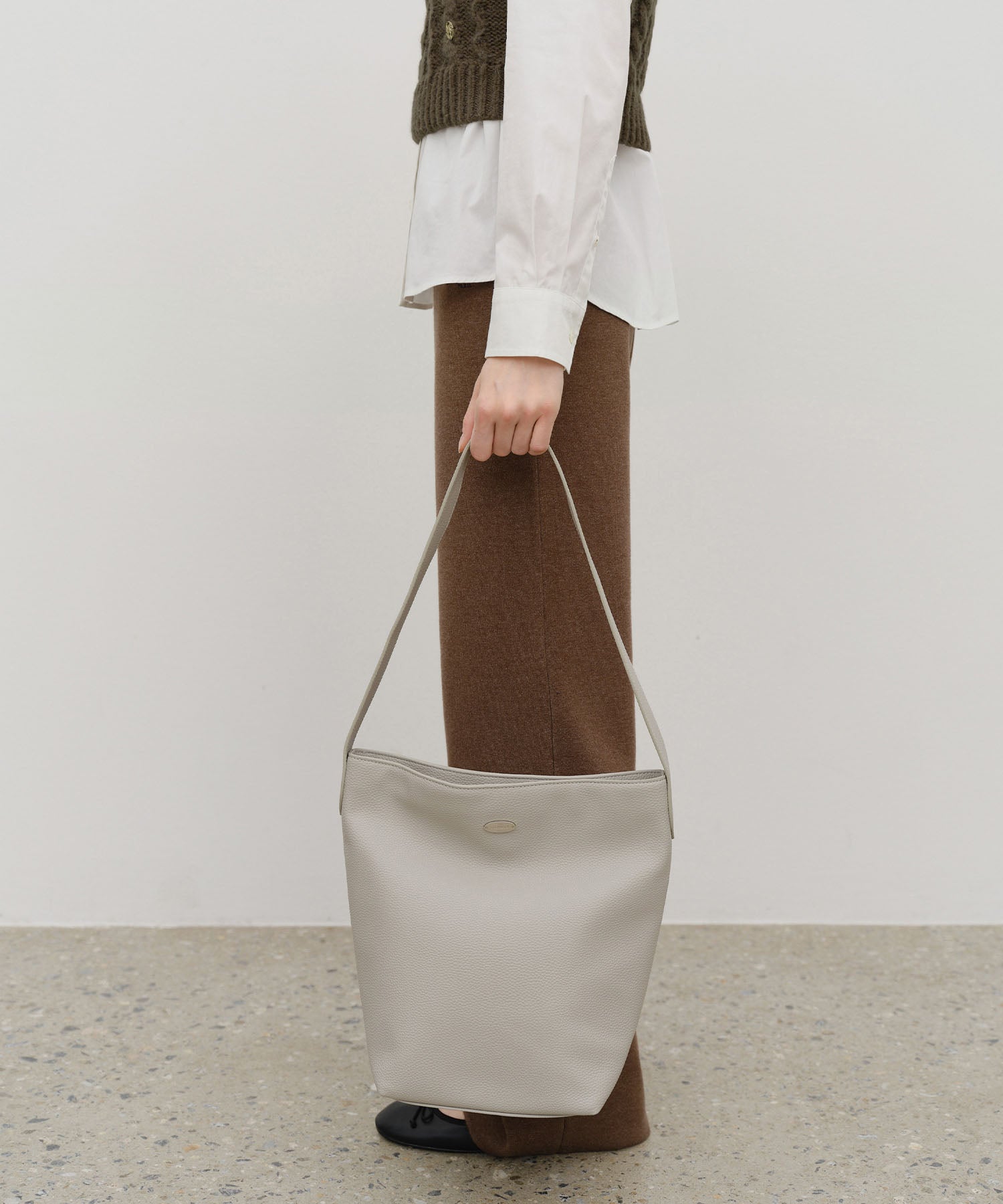 Marithe & Francois Girbaud - Regular Logo Bucket Bag (Etoupe) product image 8 | TRAB K-Fashion Australia