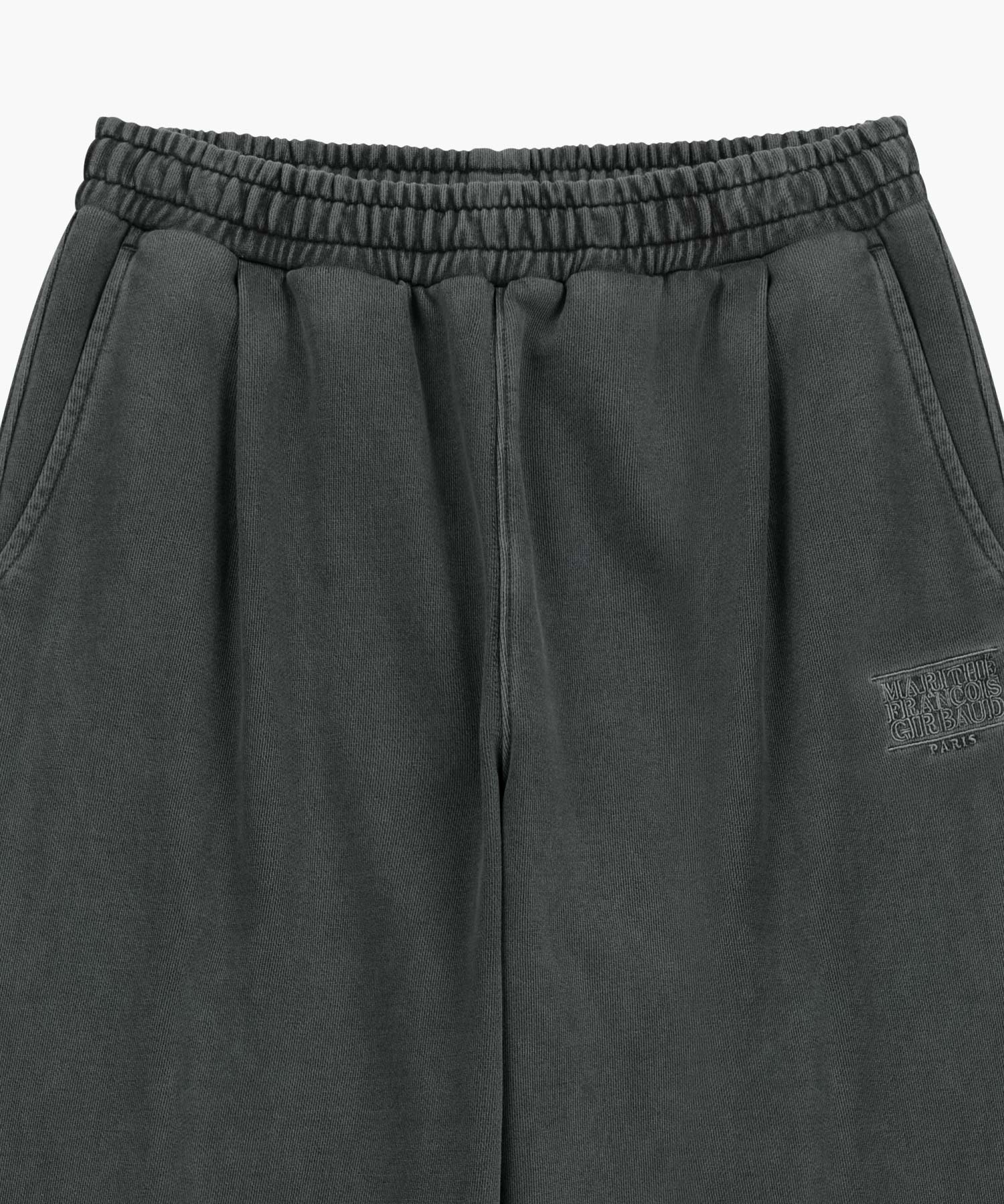 Marithe & Francois Girbaud - Outline Classic Logo Dyeing Tuck Wide Sweat Pants (Charcoal) product image 8 | TRAB K-Fashion Australia