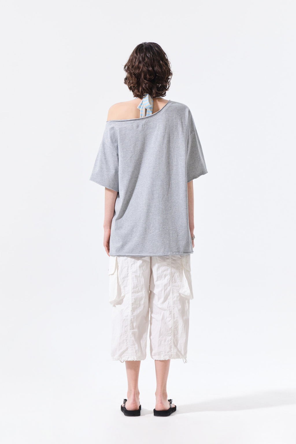 Matin Kim - [Pre-Order – Ships July 3] Mtk 16 Graffiti Logo Asymmetric Top (Grey) product image 9 | TRAB K-Fashion Australia