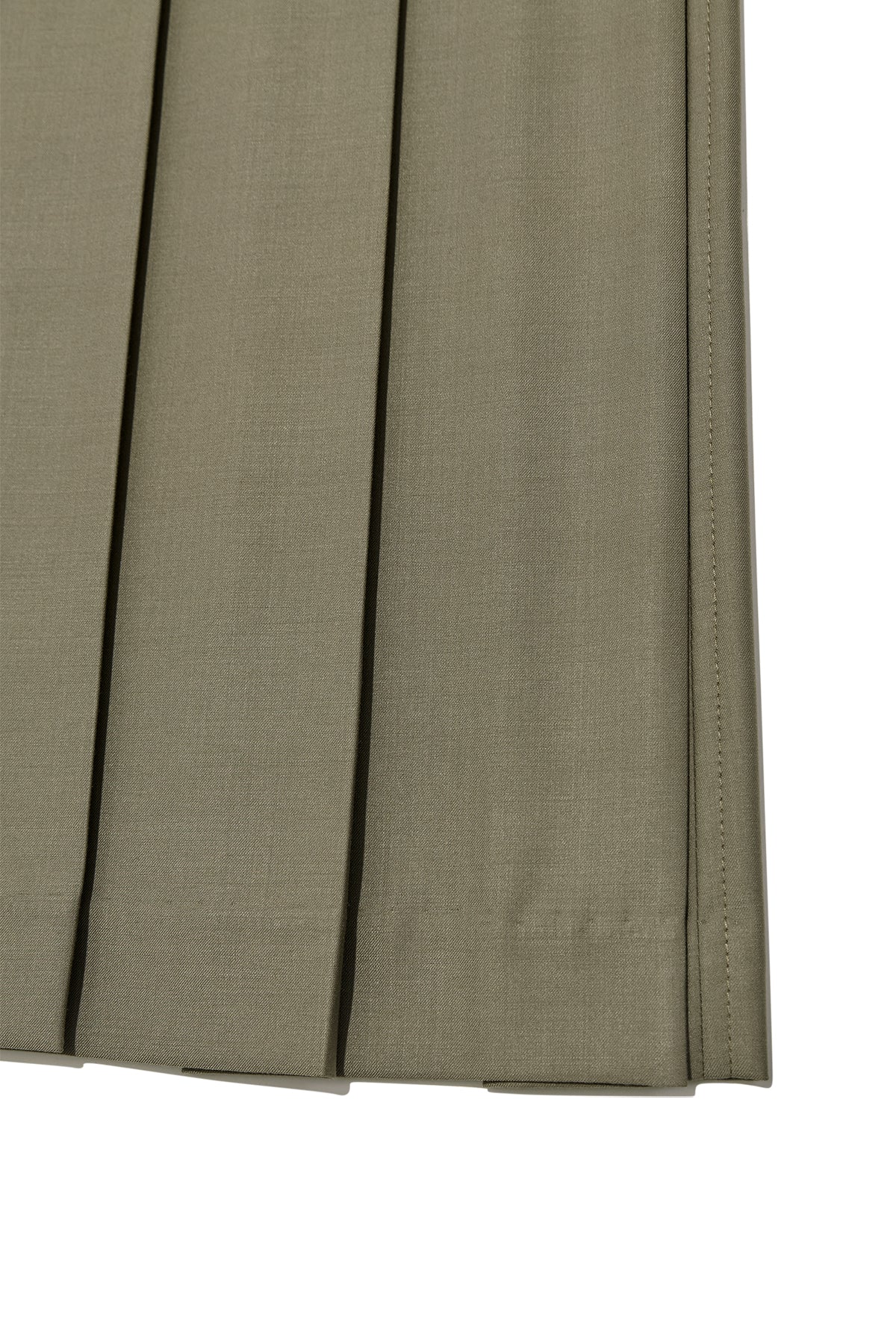 Matin Kim - Bermuda Pleats Skirt Pants (Khaki) product image 5 | TRAB K-Fashion Australia