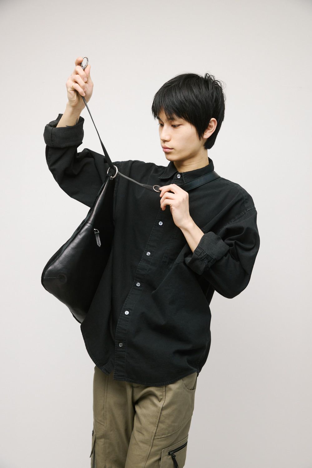 Hatchingroom - Archer Bag Calf & Lamb Skin (Black) product image 11 | TRAB K-Fashion Australia