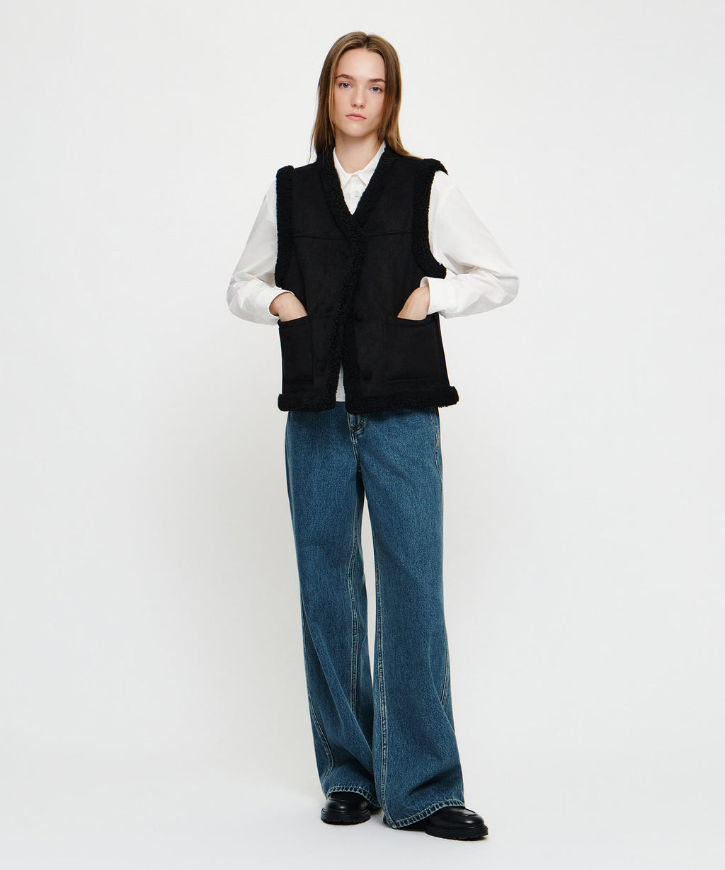Marithe & Francois Girbaud - V-neck Shearling Vest (Black) product image 5 | TRAB K-Fashion Australia