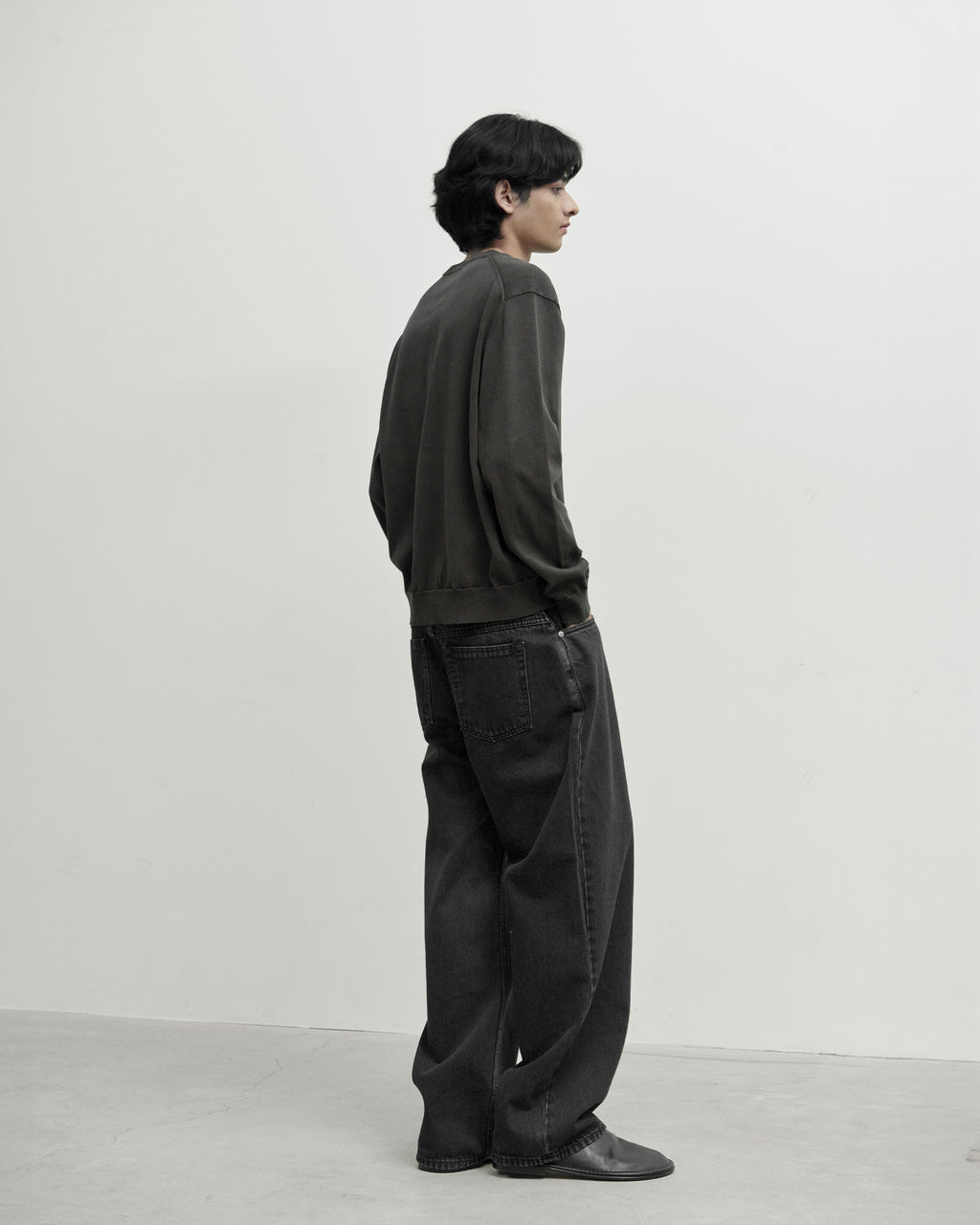 Brownyard - Washed Cotton Knit (Black) product image 2 | TRAB K-Fashion Australia