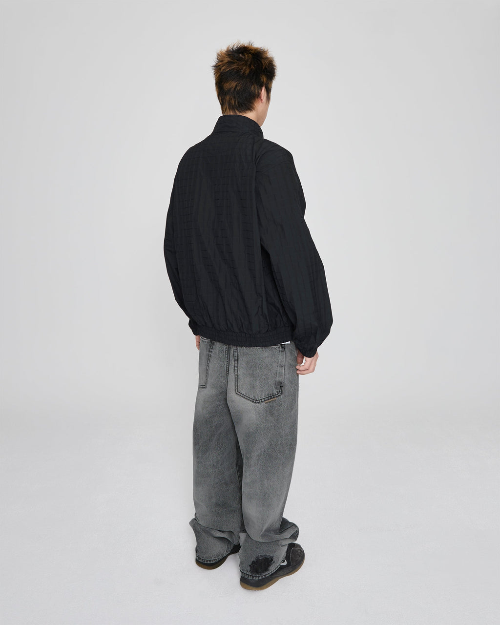 yeseyesee - Windowpane Zip Blouson (Black) product image 9 | TRAB K-Fashion Australia