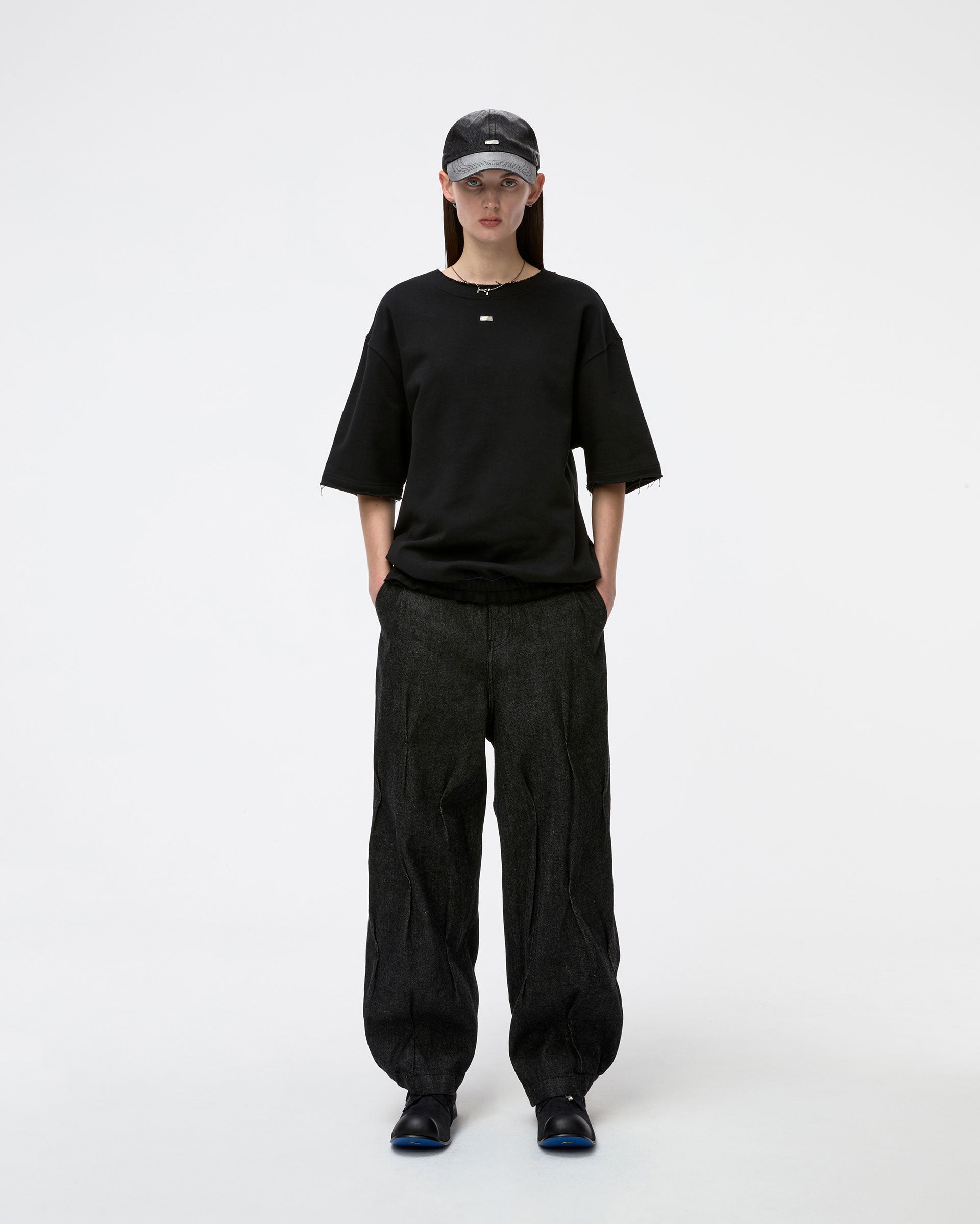 Ader Error - Half Sleeve Sweatshirt Product. 36 (Noir) product image 1 | TRAB K-Fashion Australia