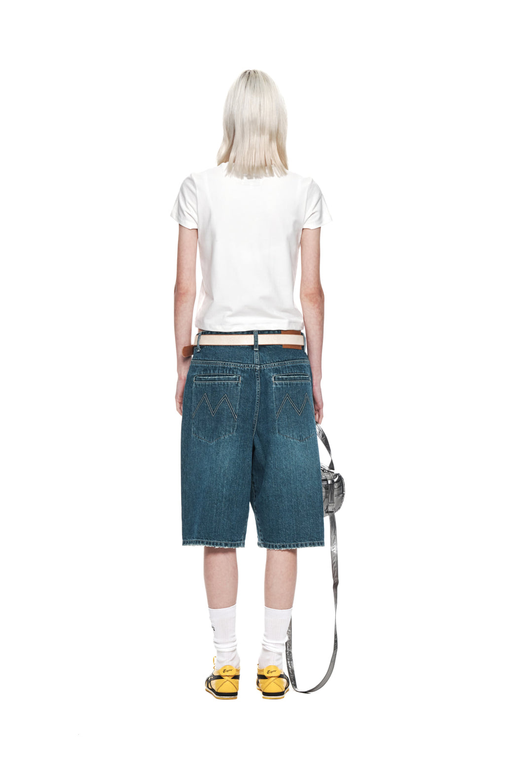 Matin Kim - Matin Circle Logo Crop Top (White) product image 7 | TRAB K-Fashion Australia