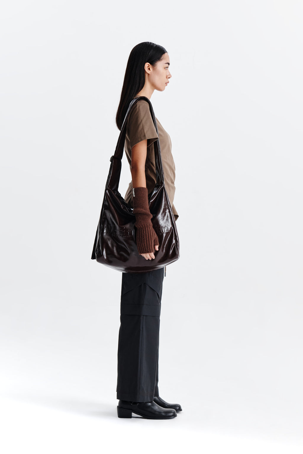 Matin Kim - Knee Point Tuck Wide Pants (Charcoal) product image 6 | TRAB K-Fashion Australia