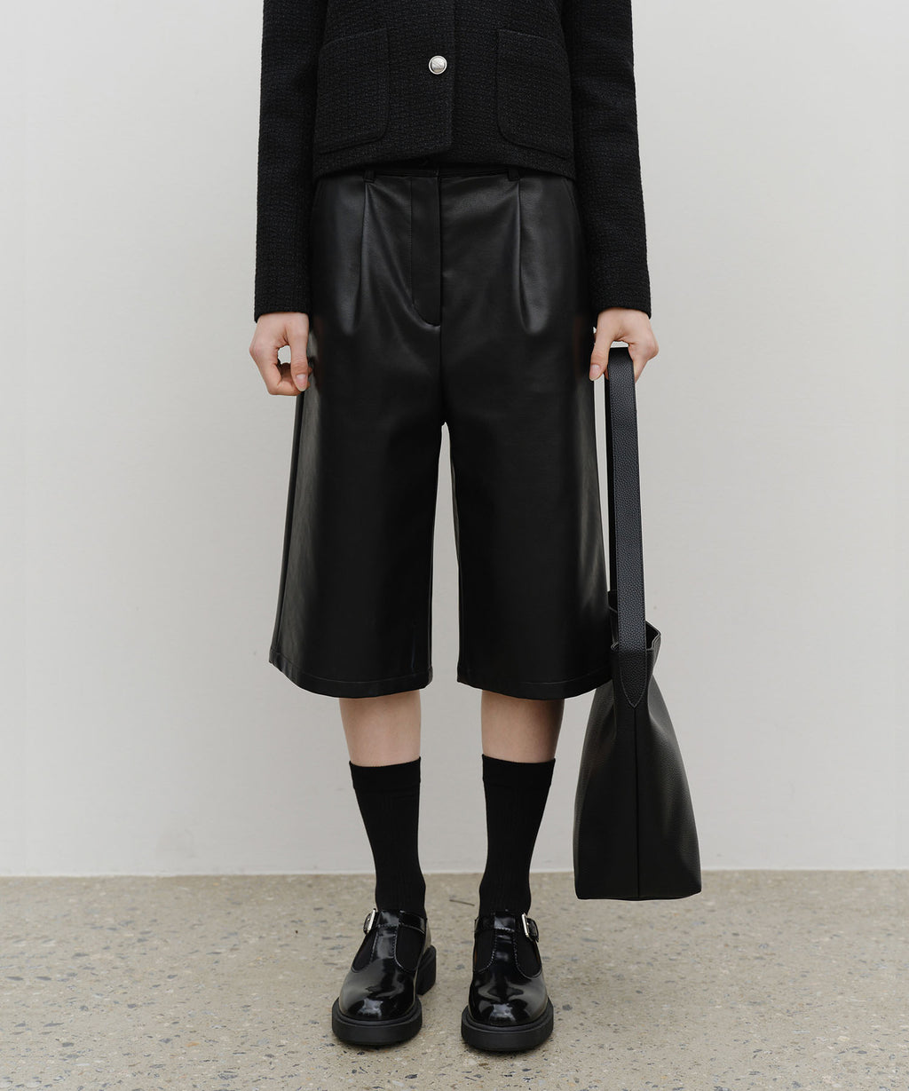Marithe & Francois Girbaud - Regular Logo Bucket Bag (Black) product image 9 | TRAB K-Fashion Australia