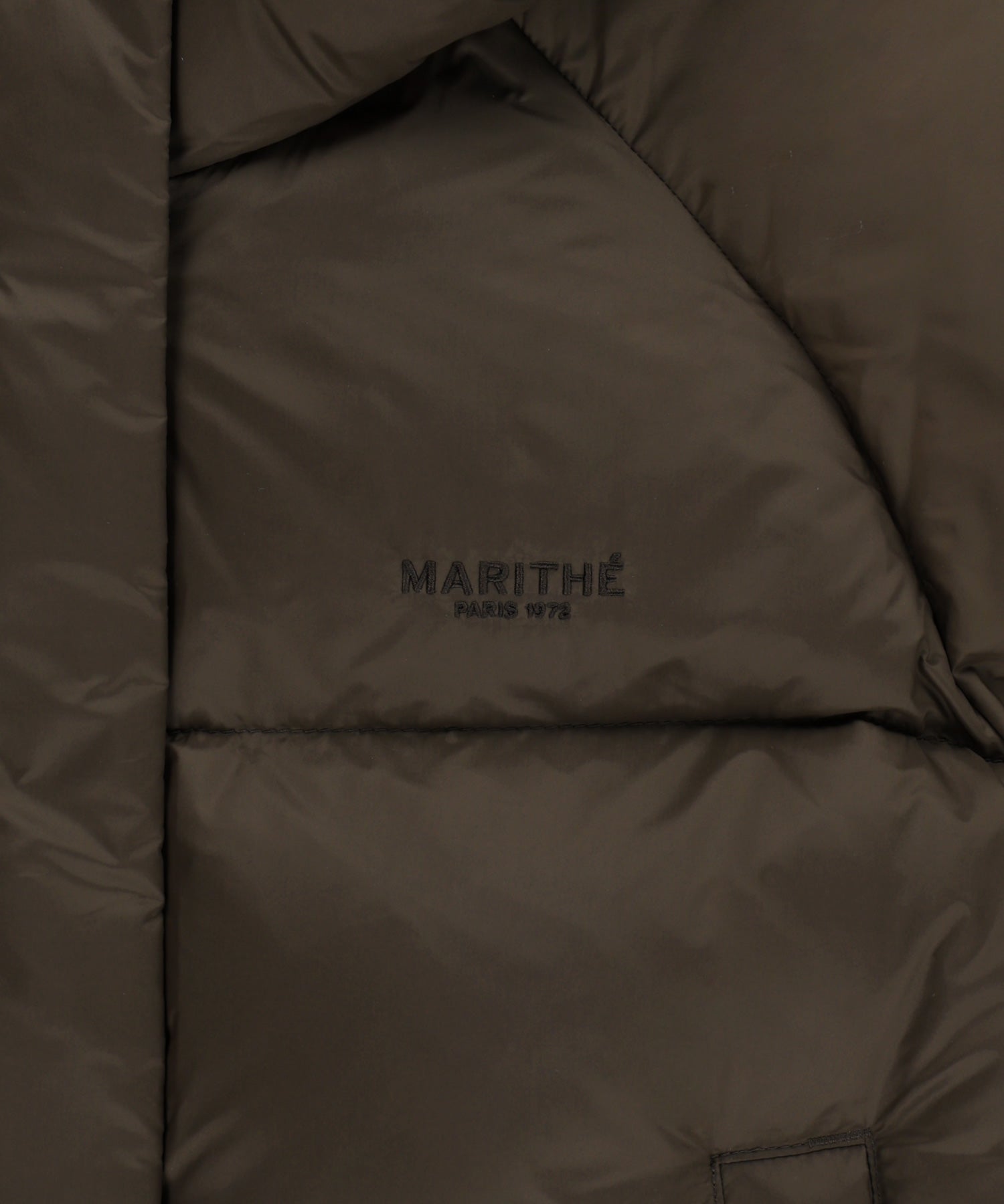 Marithe & Francois Girbaud - Regular Logo Hooded Crop Down Jacket (Brown) product image 9 | TRAB K-Fashion Australia