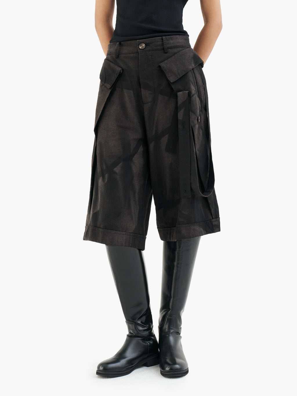 Jiyong Kim - Sun-Bleched Layered Half Trousers (Black) product image 3 | TRAB K-Fashion Australia