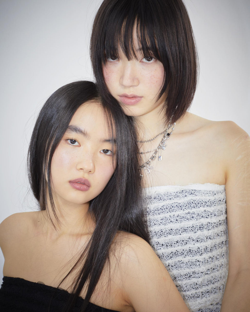 Coyseio - Wave Stitch Tube Top (Black) product image 9 | TRAB K-Fashion Australia